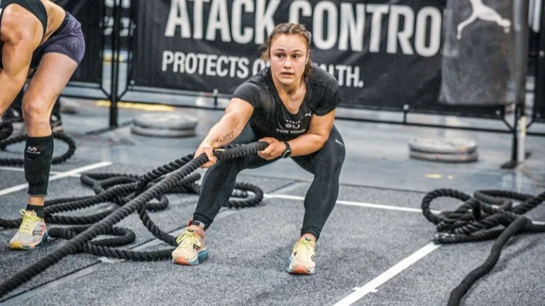 Physiotherapie Solothurn - Miriam von Rohr, eine erfolgreiche Sportlerin, Hyrox, CrossFit. Vertraut alSa Rehab. Spezialisierte Physiotherapie Praxis in Solothurn.